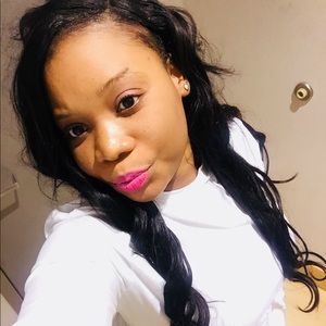 Meet your Posher, Martine